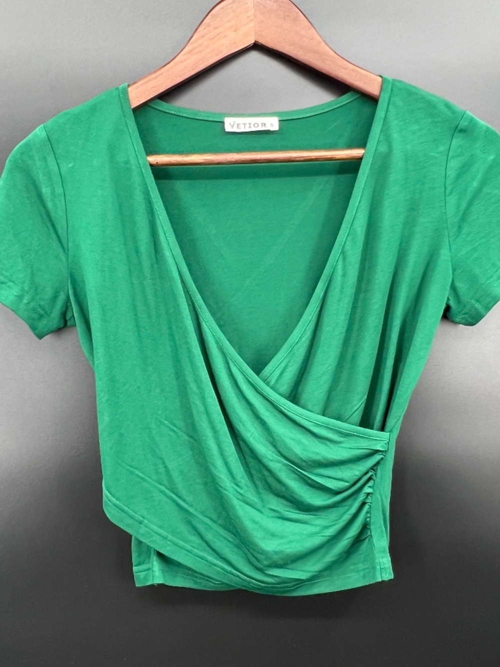 Vetior Women Size Small Green Short Sleeve Wrap Crop Top Modal Criss Cross Front